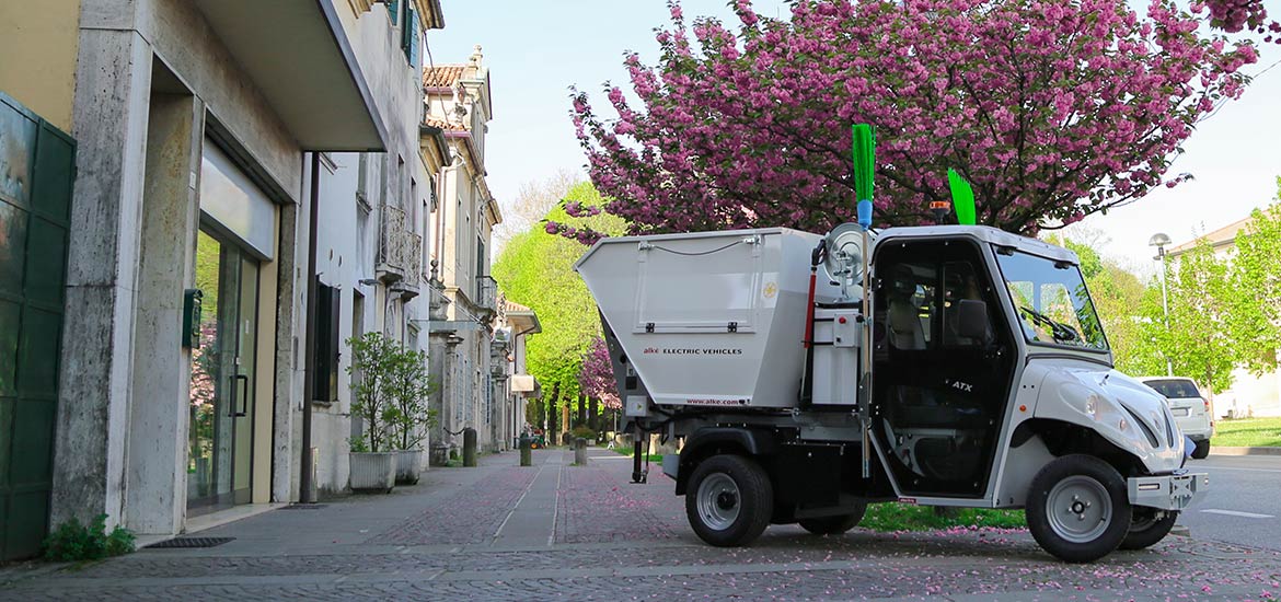 Alke' waste collector vehicles with pressure washer Alke' waste collector vehicles with pressure washer
