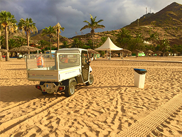 Alke'electric vehicles with mesh sides