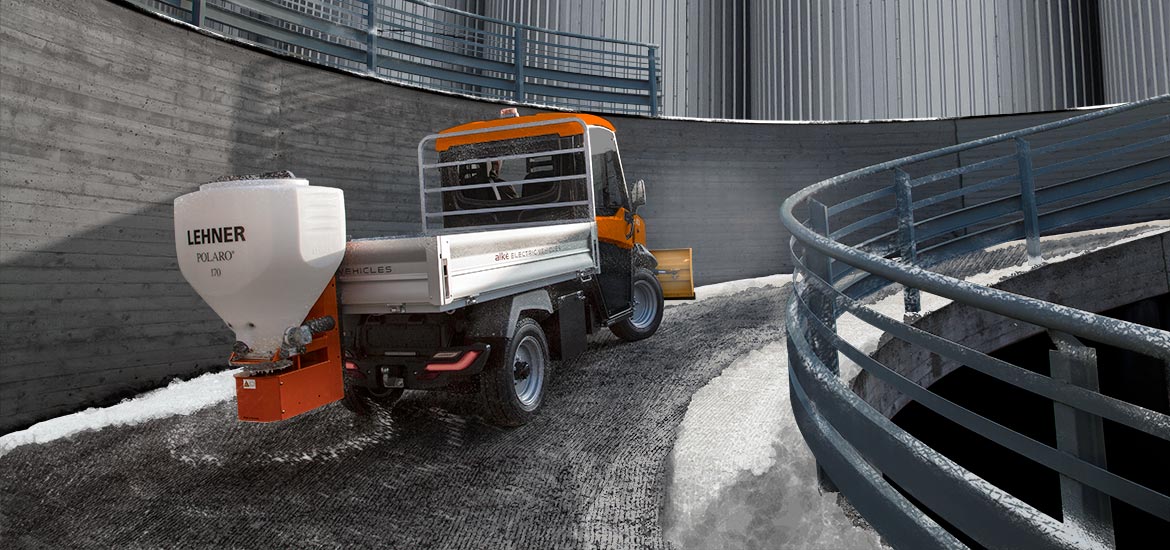 Vehicles with snow blade and salt spreader - Alke'