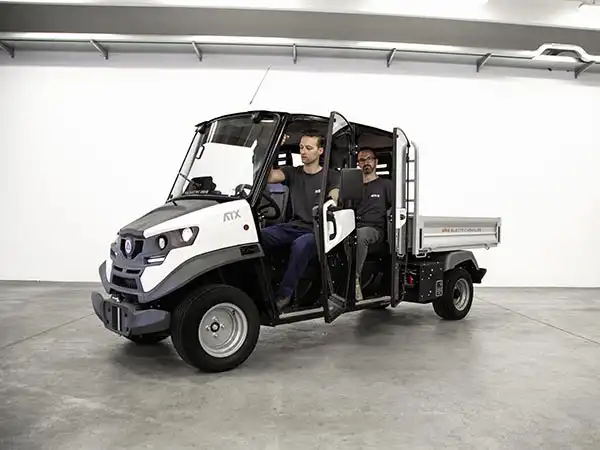4 seater - Alke' double cab vehicles